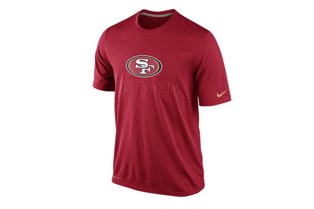 Além das camisas, Nike venderá camisetas, incluindo o San Francisco 49ers (Foto: Divulgação)